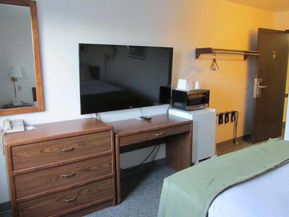 Select Inn Minot Luaran gambar